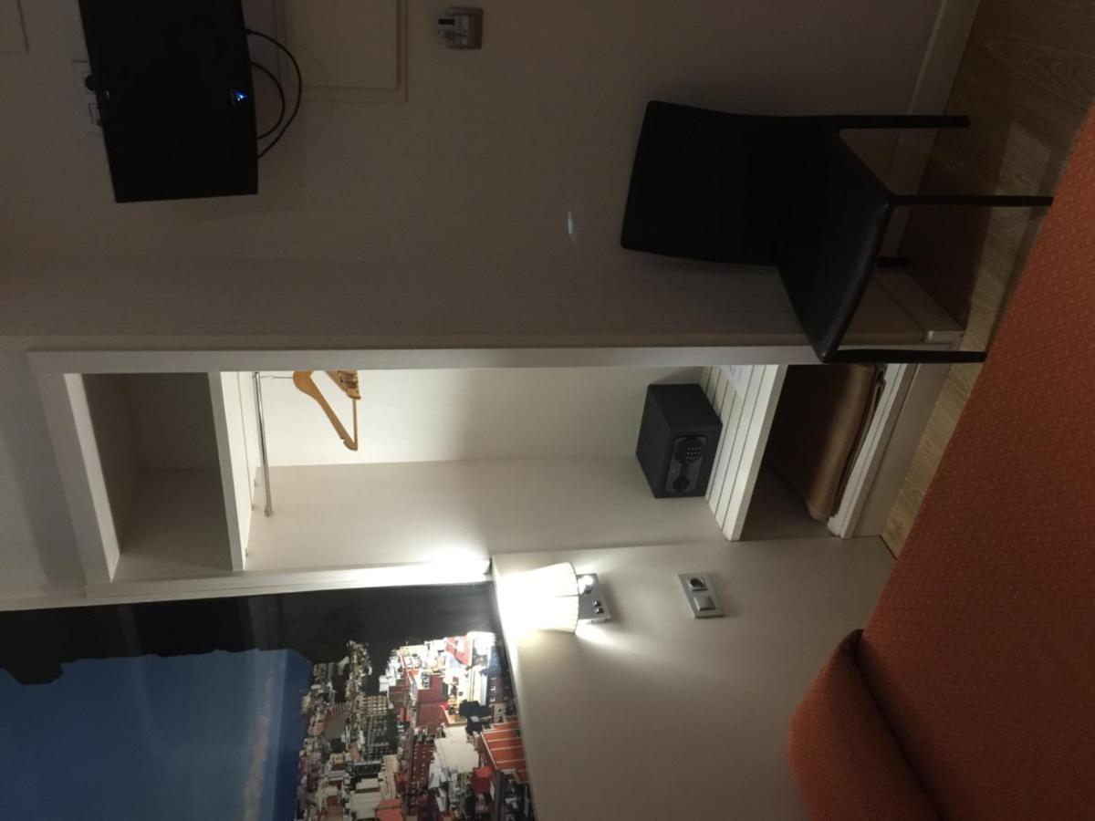 Hotel Transit Barcelona Ngoại thất bức ảnh